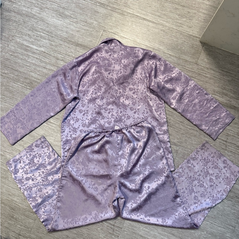 Y2K Victoria’s Secret Lavender Purple Women’s Pajama Set - Picture 15 of 16